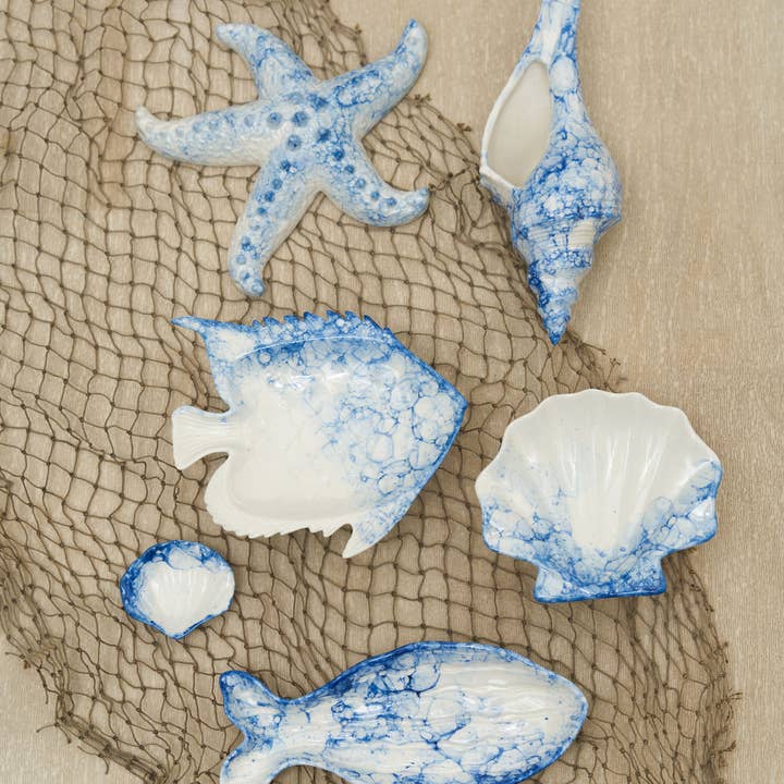 Beachcombers - Wholesale Decorative Plate/Dish/Bowl - Blue Scallop Shell Coastal Decorative Plate