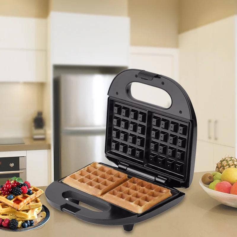 Royal Swiss - Wholesale Kitchen Appliance - Waffle Maker (2 Waffles)3