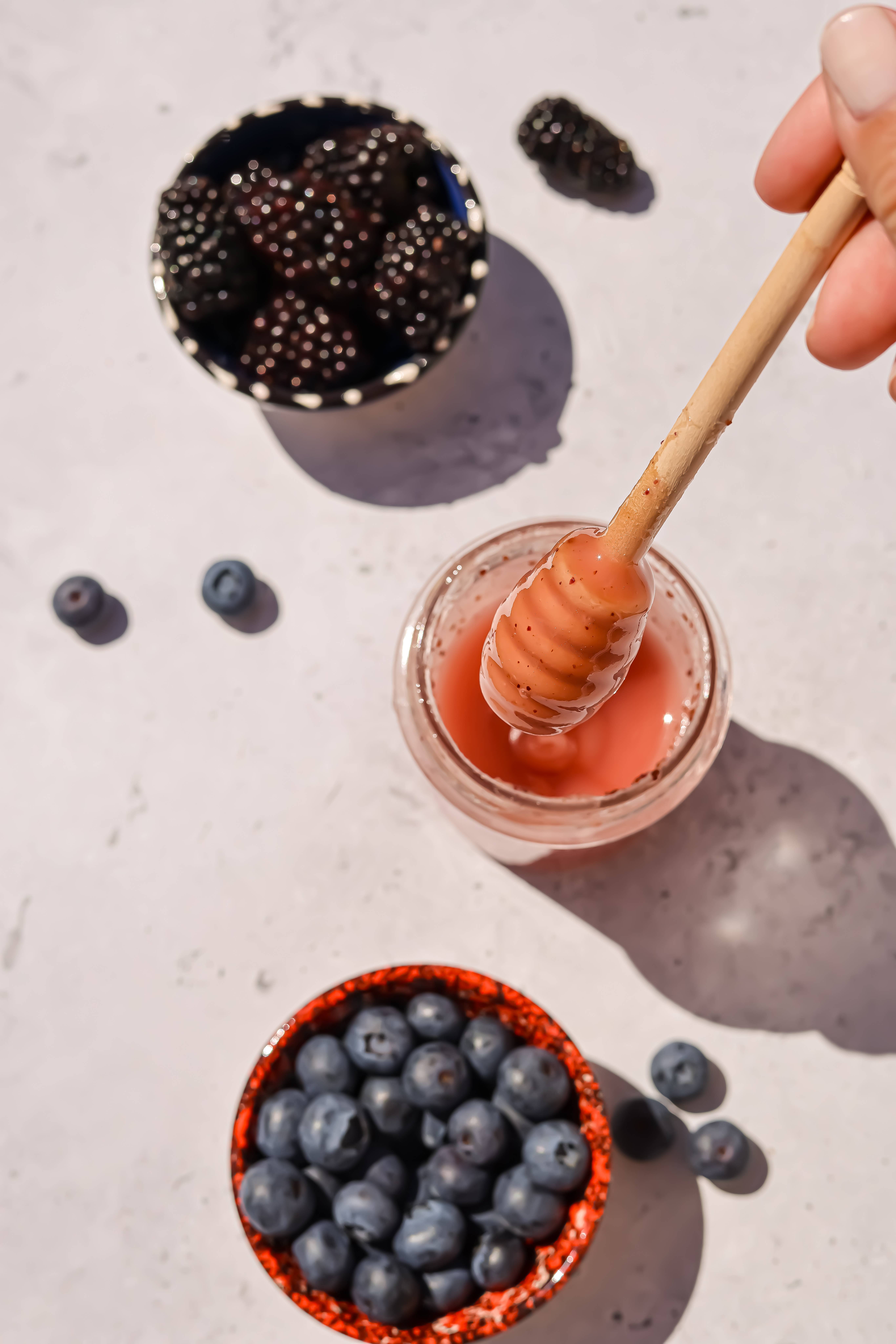 Honey & Greens – Mel por atacado – Mel com Groselha – Doce Saudável5