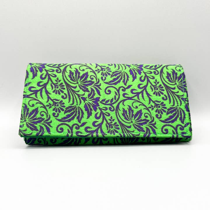 Portefeuille Saari recyclé vert pour la vente par AMANSH