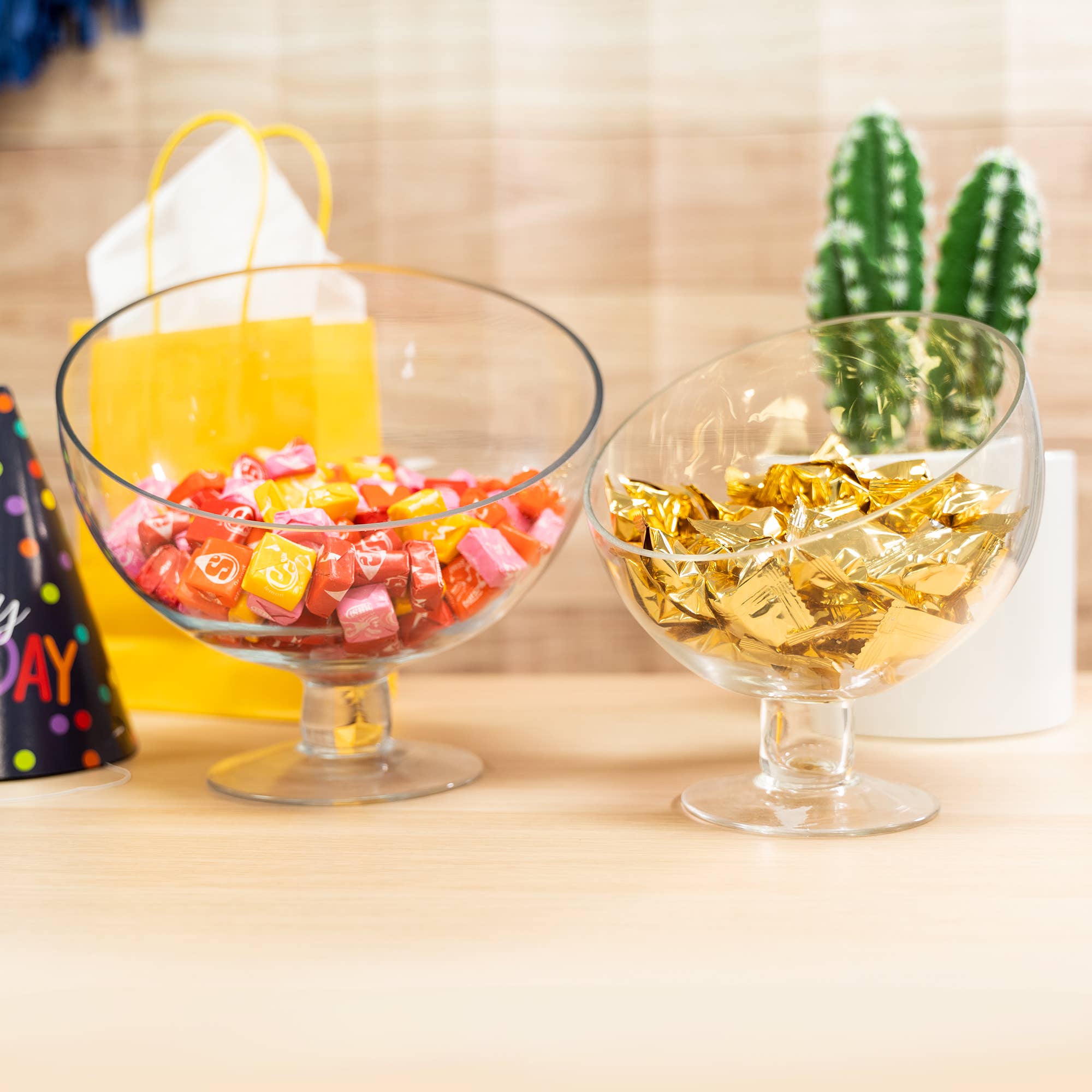 Portofino International Trading, USA - Wholesale Bowl - Glass Tilt Bowl - 8.75" x 9"3