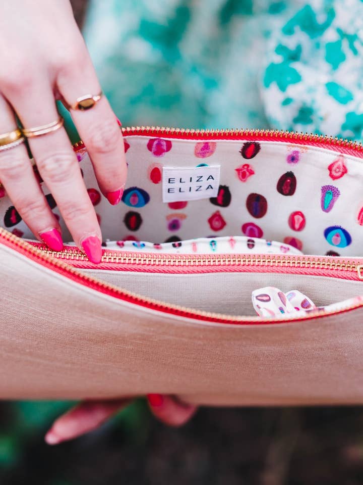 Pochette grande per la vendita all'ingrosso da parte di Eliza Eliza