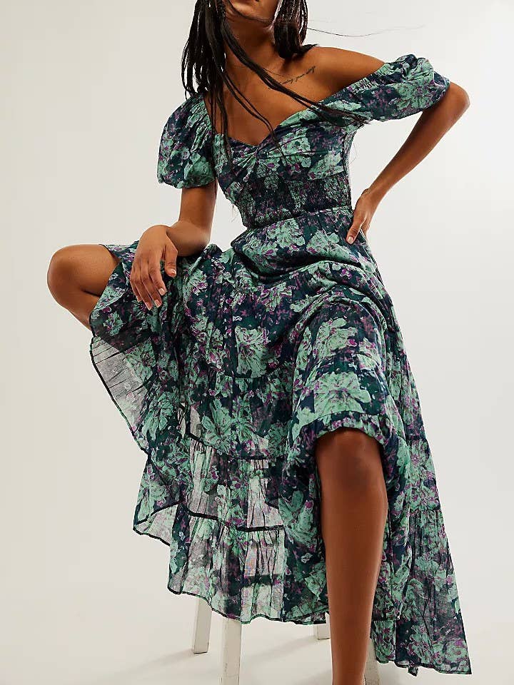 HIDDENBRAND - Wholesale Dress - Women's - Bohemian Floral V-Neck A-Line Dress7