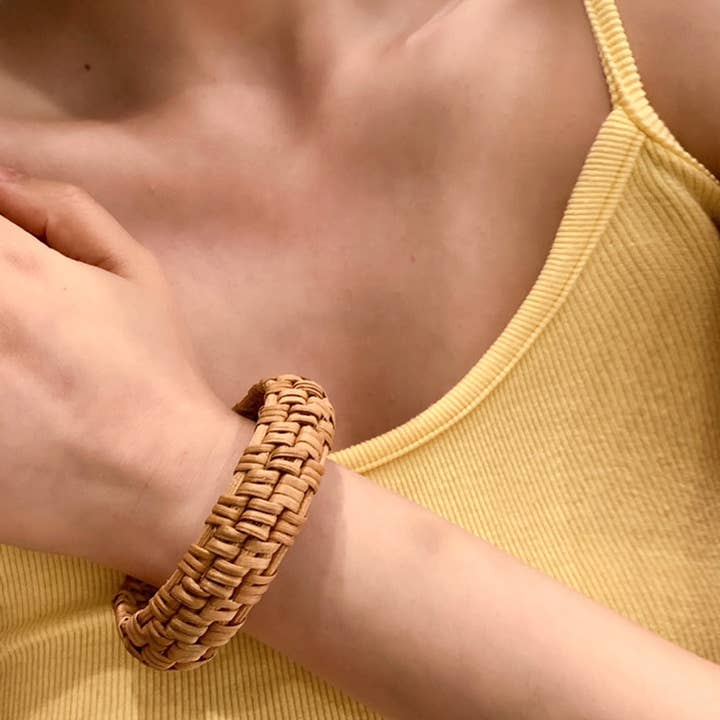 Dipped Shop - Wholesale Bangle Bracelet - Vintage Straw Braided Round Bracelets DP25B587