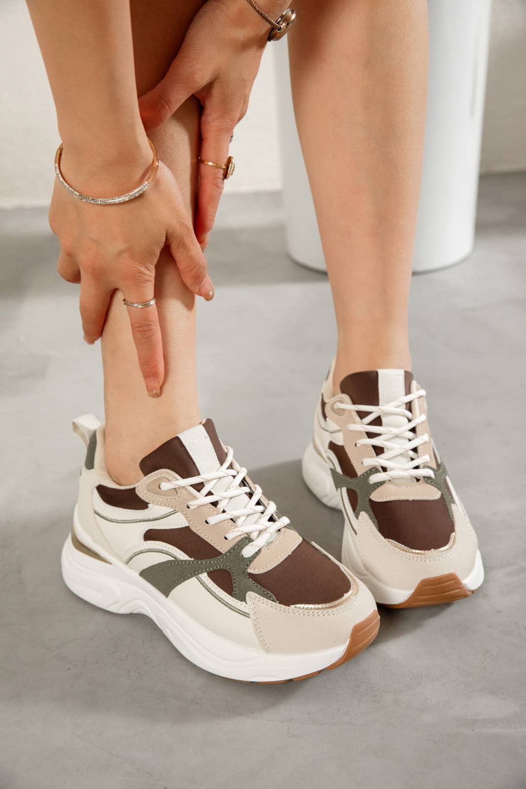 ERYNN - Wholesale Lifestyle Sneakers - Women's - Lace-up sneakers - Lilwenn12