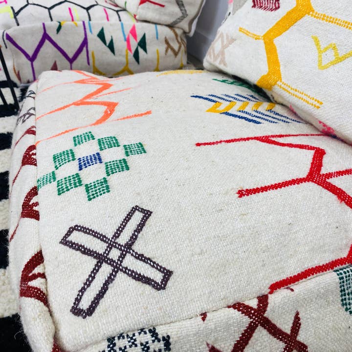 BohoVibeCraft - Wholesale Pouf - Multicolored Moroccan Kilim Pouf, Floor Pouf, wool colored9