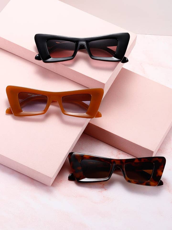 Kumsal Square Frame Sunglasses for wholesale by Mure and Grand