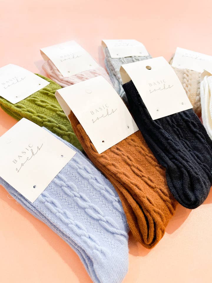 Angels Whisper Accessories - Wholesale Socks - Women's - Winter Cable Woolen Crew Socks