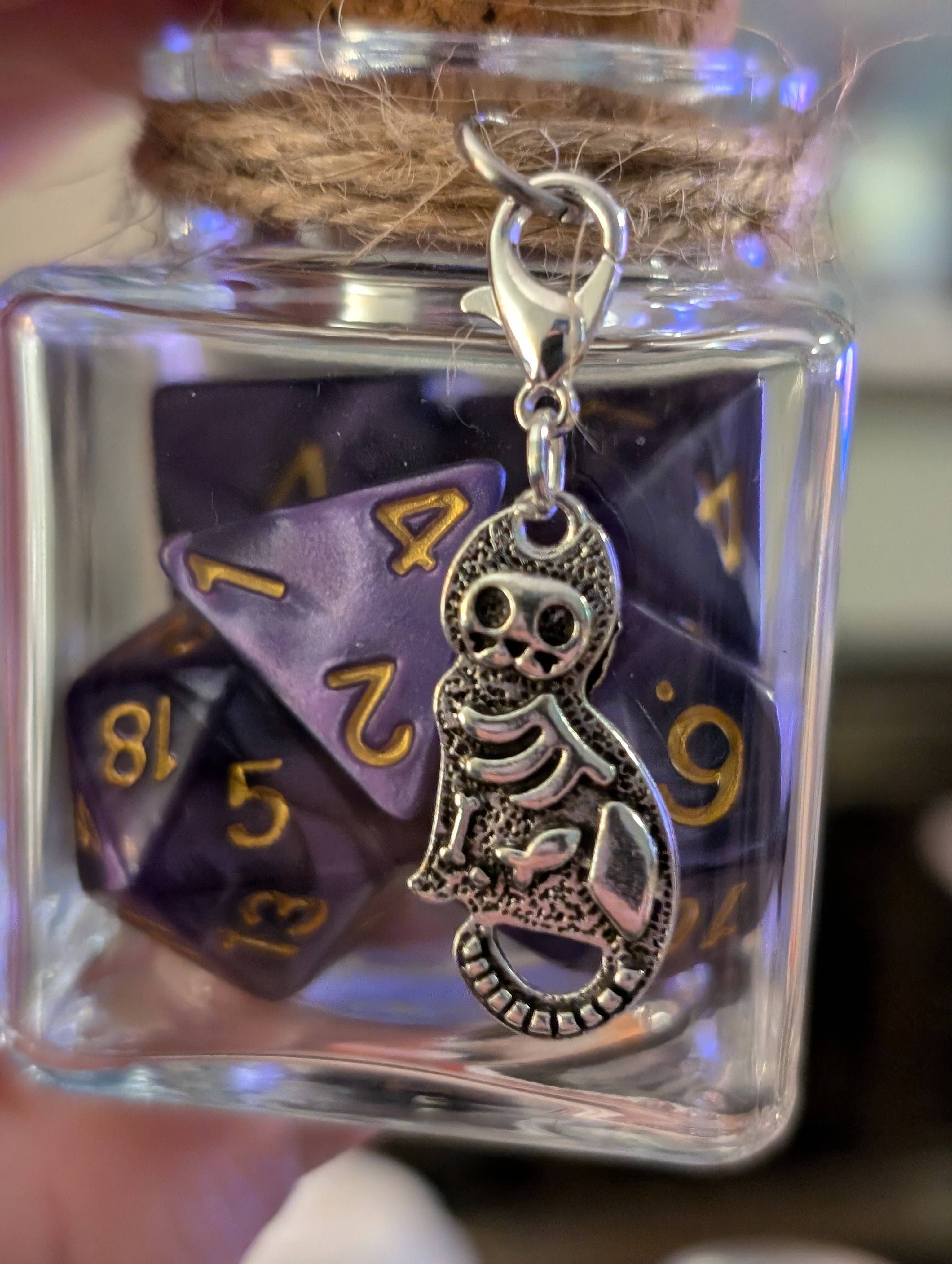 Con-Quest Crafts - Venta al por mayor Dado - Tarros de dados de hechizo con 7 dados D20 para TRPG15