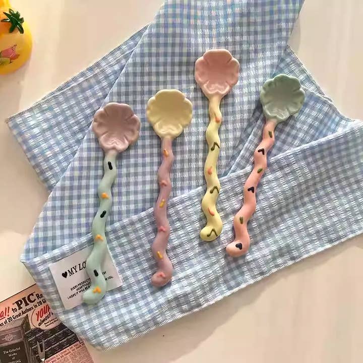 Otterware - Wholesale Table Spoon (Cutlery) - Whimsical Wavy Handle Flower Ceramic Dessert Spoons 4 colors13