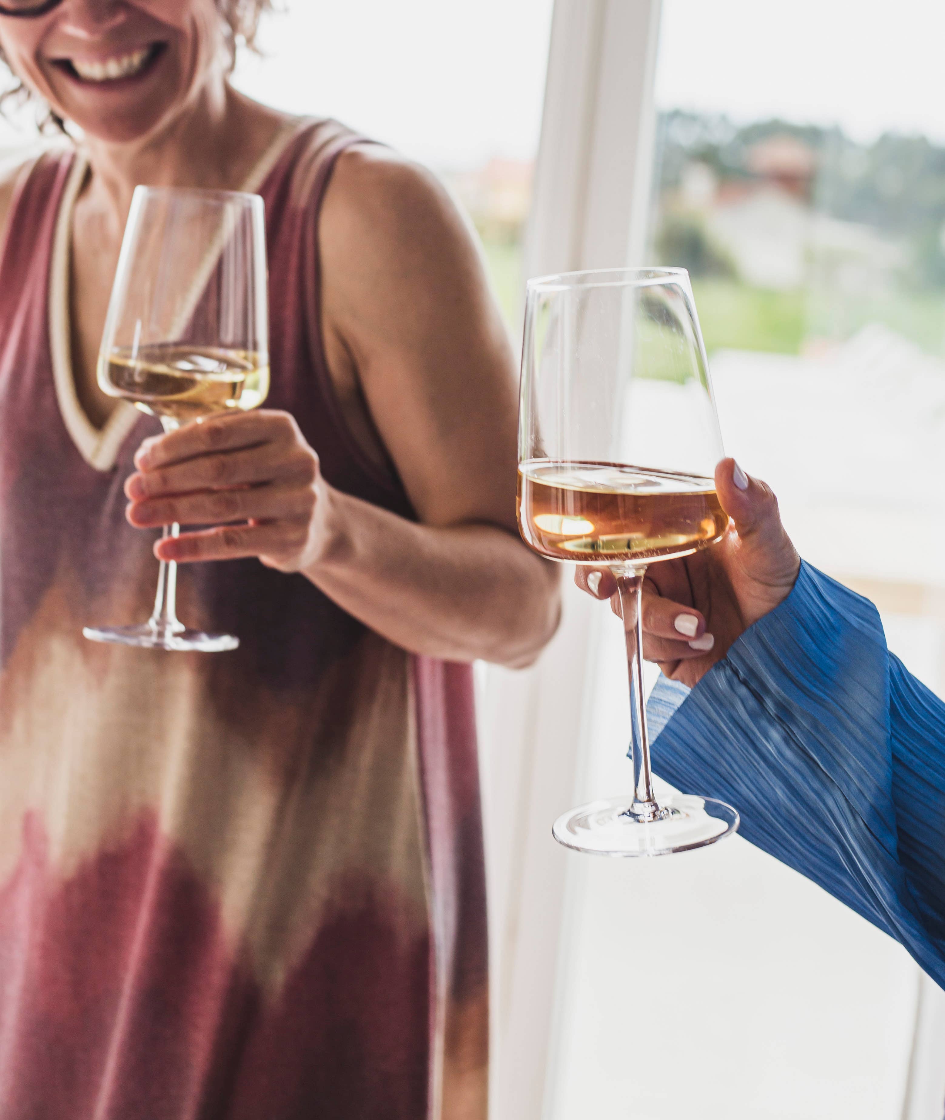 over&back - Wholesale Wine Glass - Modern Mouth-Blown Glassware – Service for 415