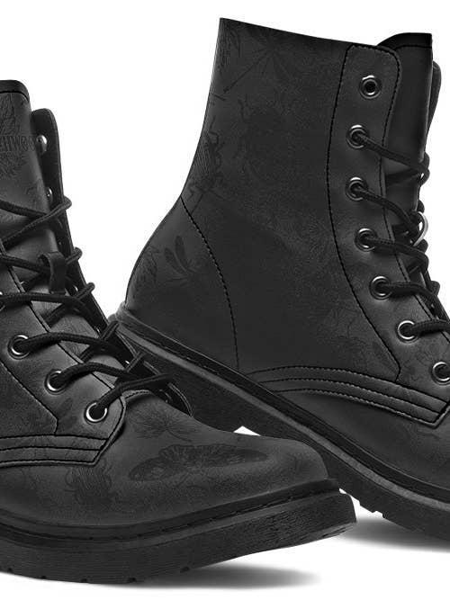 Veganske Ankelstøvler - Insekter - Sort på Sort for engroshandel hos Witchwood Bags