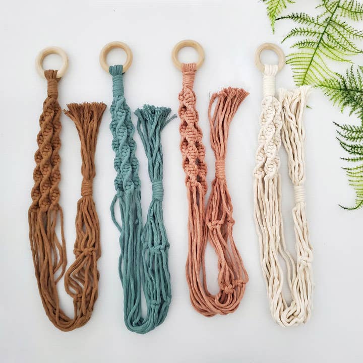 Cord + Quartz - Wholesale Hanging Planter - Macrame plant hangers. Spiral style.100% cotton eco-frindly2