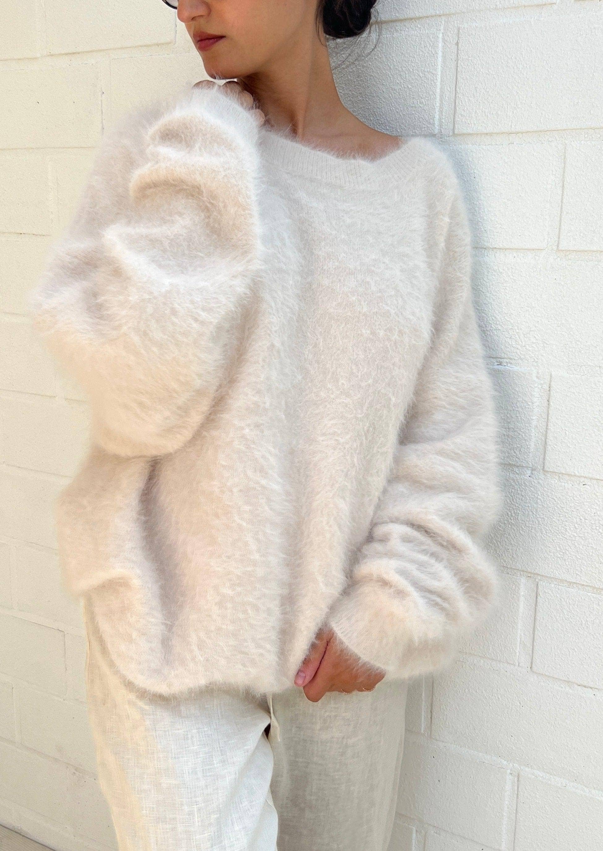 ROSYLEIA - Wholesale Tunic Sweater - Women's - Oversized Alpaca Wool Sweater10