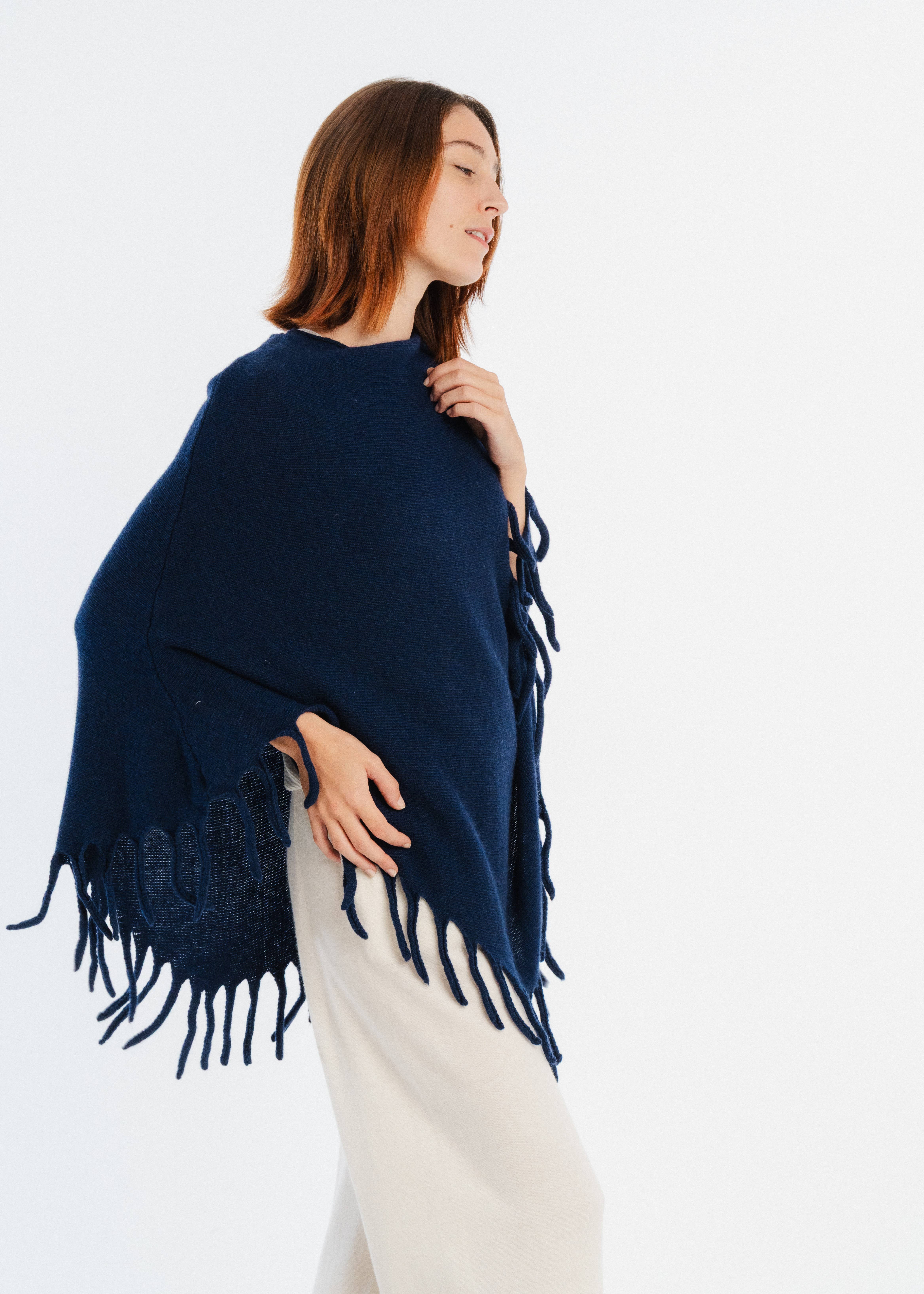 JULIA PARIS - Vente Poncho – femme - Poncho en maille laine et cachemire avec franges6