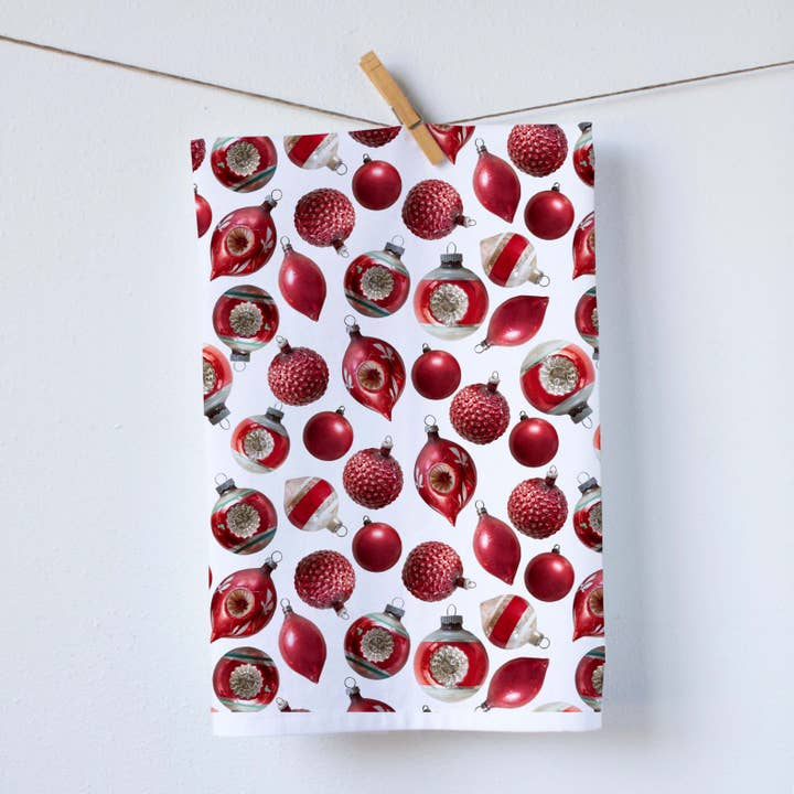 Rode Ornamenten Keukendoek voor wholesale door Red Bird’s House