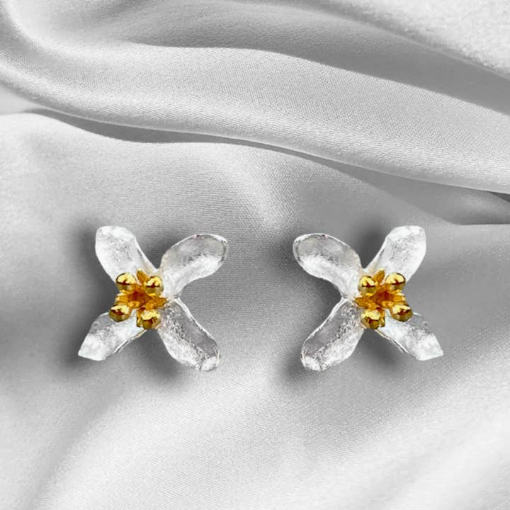 MadamLili - Wholesale Stud/Post Earrings - 925 Silver Lilies Stud Earrings - EHR925-416