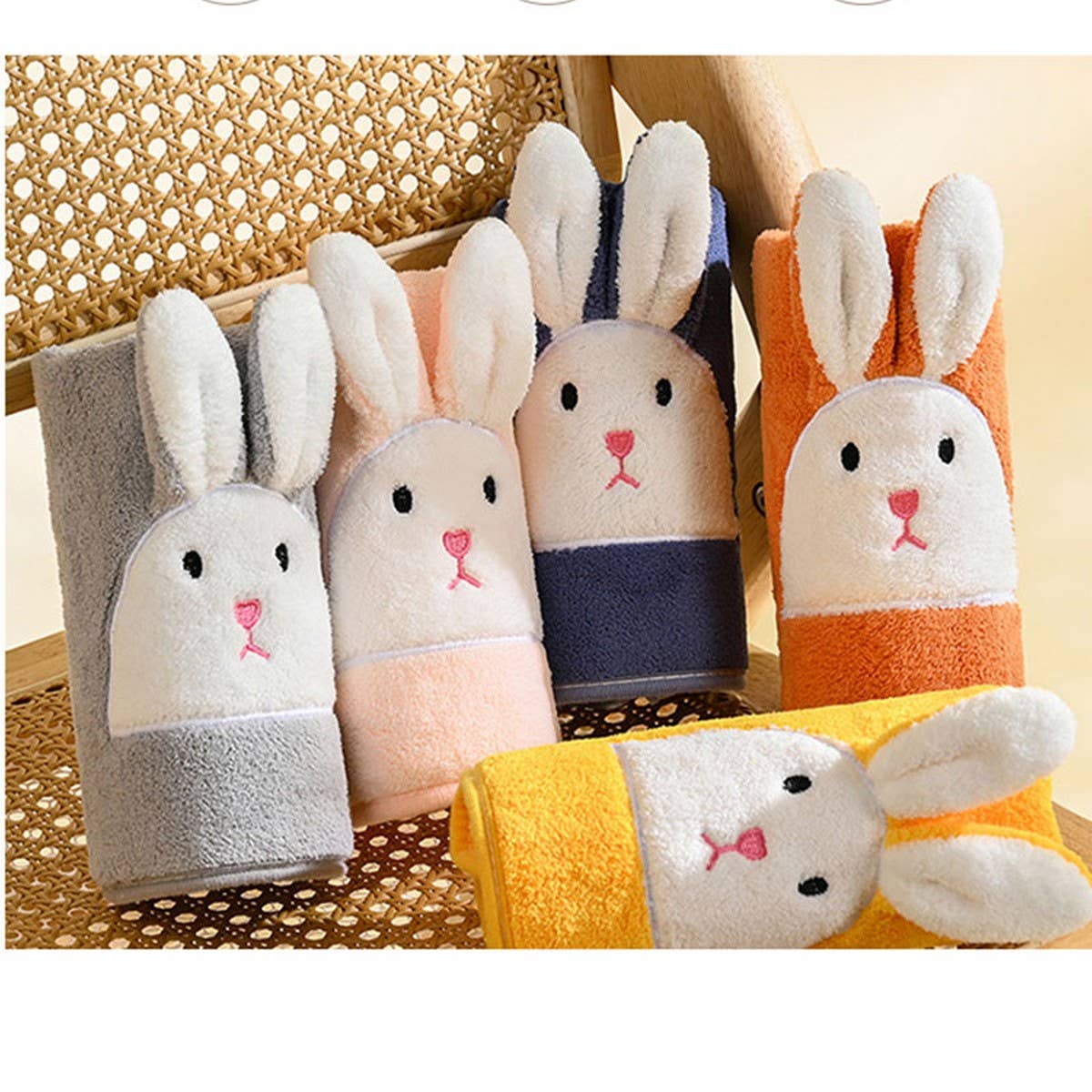 ACCITY - Wholesale Bath Towel - EMBROIDERED RABBIT CORAL FLEECE TOWEL_CWMM23246
