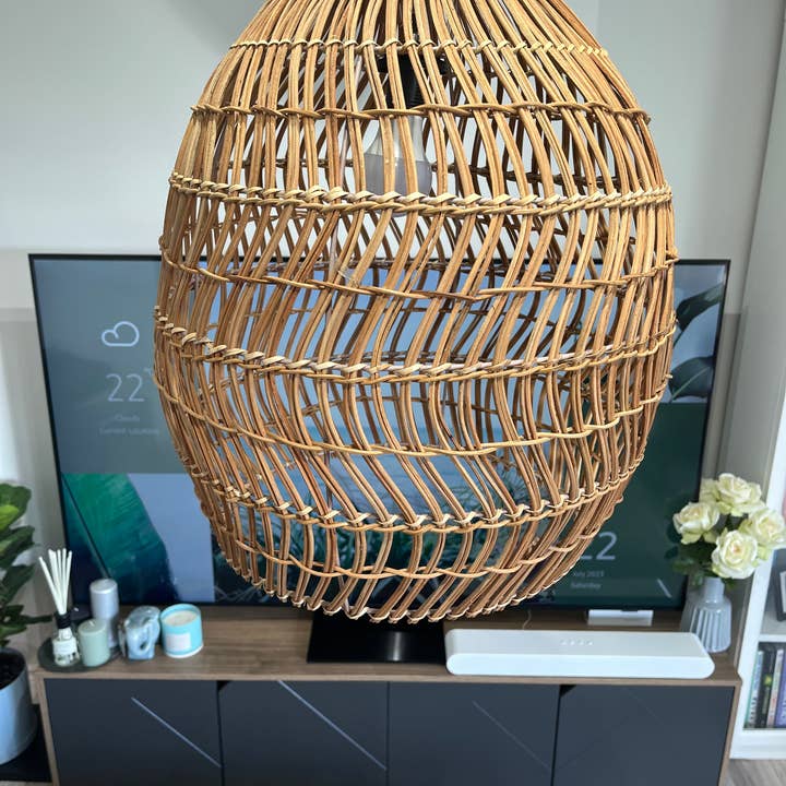 PARALUME IN RATTAN - Paralume in rattan lavorato per la vendita all'ingrosso da parte di Coucou Bamboo