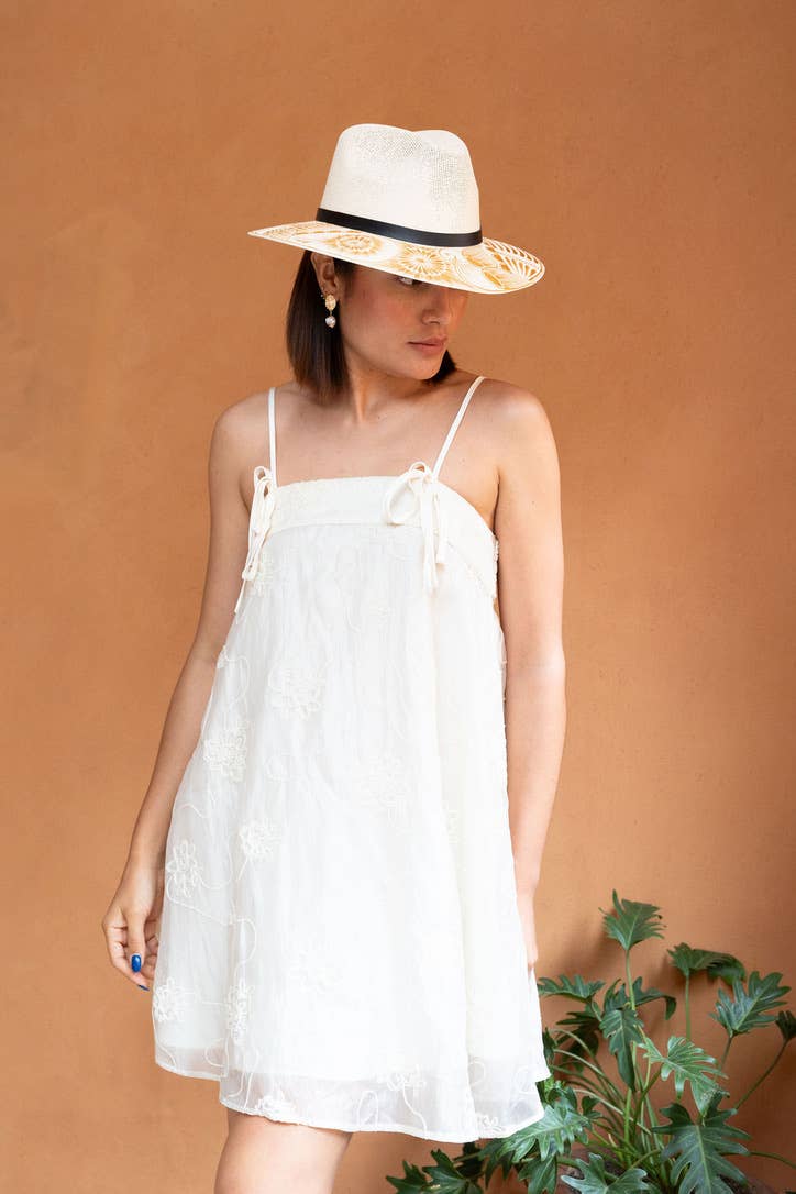 Origin Mexico – Engroshandel Stråhat – til kvinder – Western fedora-hat – håndmalet i tan og guld1