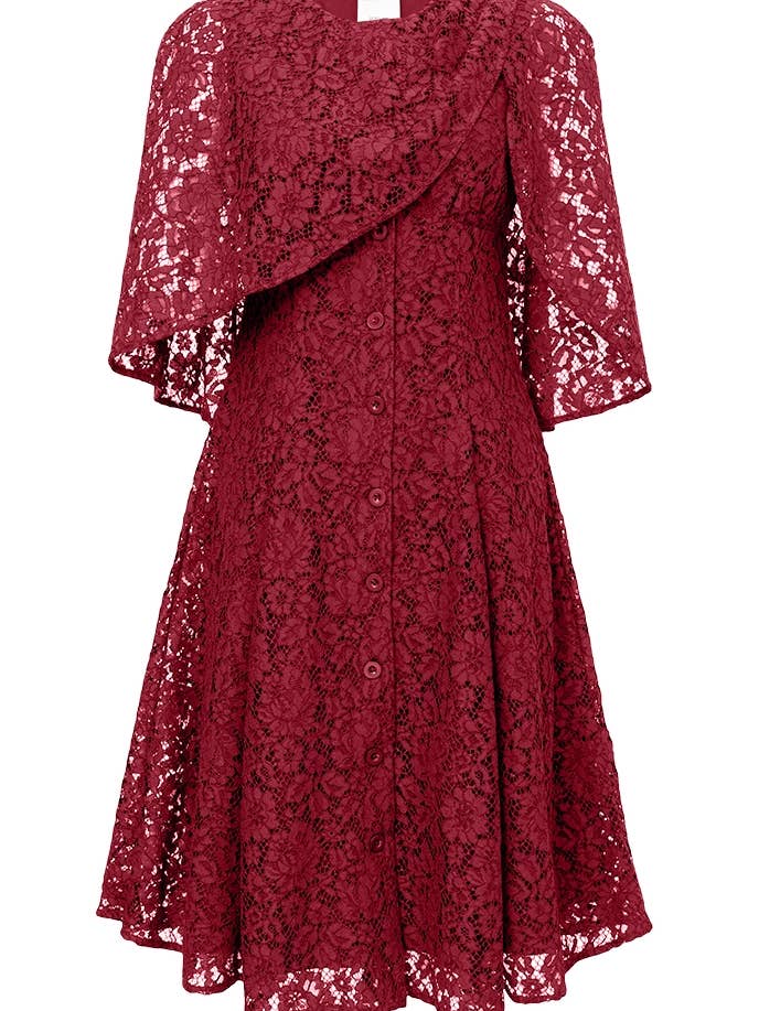Robe cape en dentelle Chic Star grande taille en rouge 060724 pour la vente par CHIC STAR