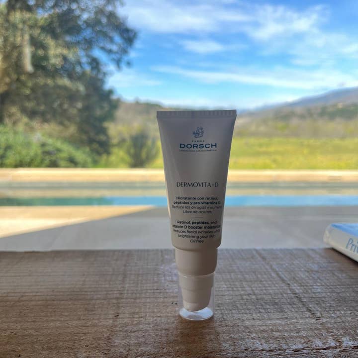 + Farma Dorsch - Vendita all'ingrosso Creme idratanti antietà - DERMOVITA + D Crema Viso Anti-età Idratante Ultra Leggera - 50 ml4