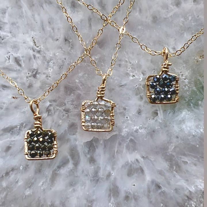 Sonya Renee Jewelry - Vendita all'ingrosso Collana con ciondolo/pendaglio - Collana Posh Micro Quadrata8