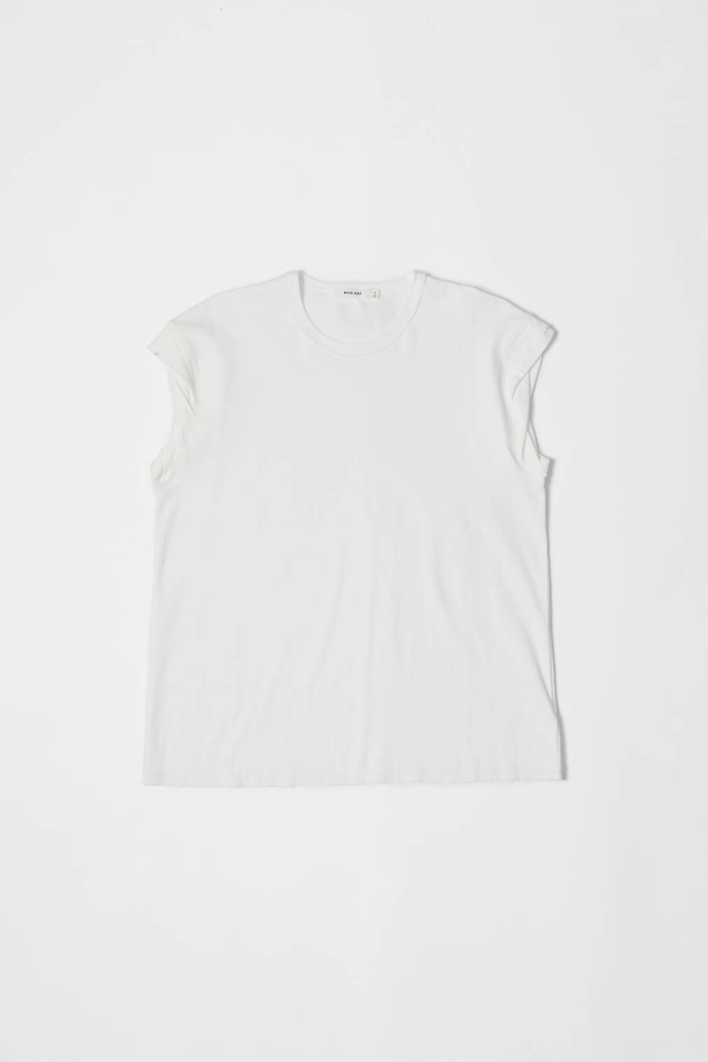 MOD REF - Vendita all'ingrosso Maglietta - Donna - The Remy Top | T-shirt a tunica muscolare con maniche arrotolate12