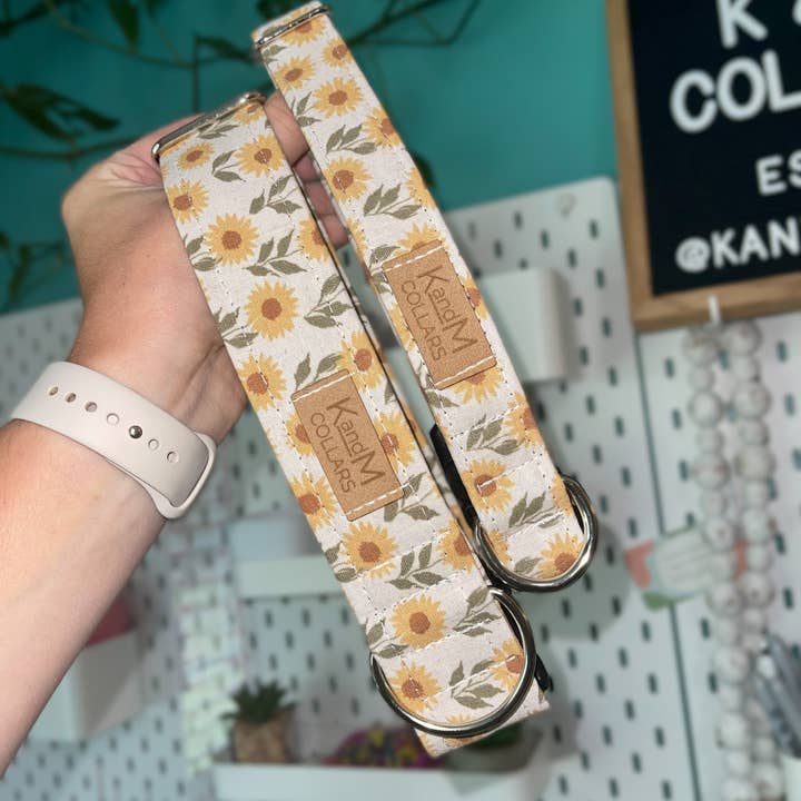 Sunflower Fields Dog Collar, Fall, Halloween,K and M Collars and other Purchase Wholesale side release buckles. Free Returns & Net 60 Terms on Faire trending on Faire.