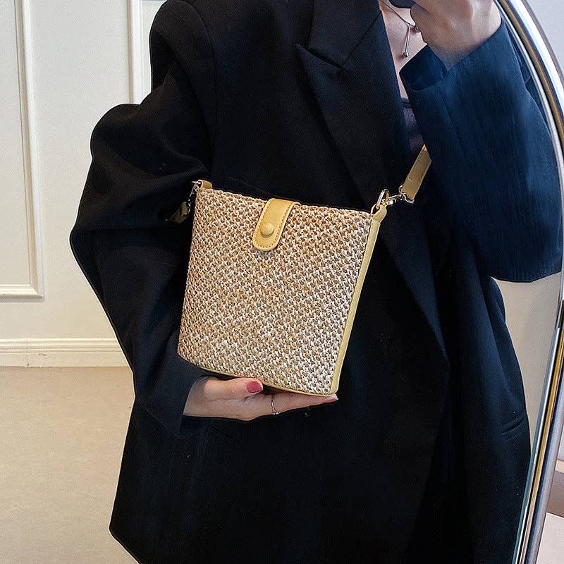 SALINA TRADING INC - Wholesale Shoulder Bag - Women's - Bohemian Style Woven Casual Shoulder Bag6