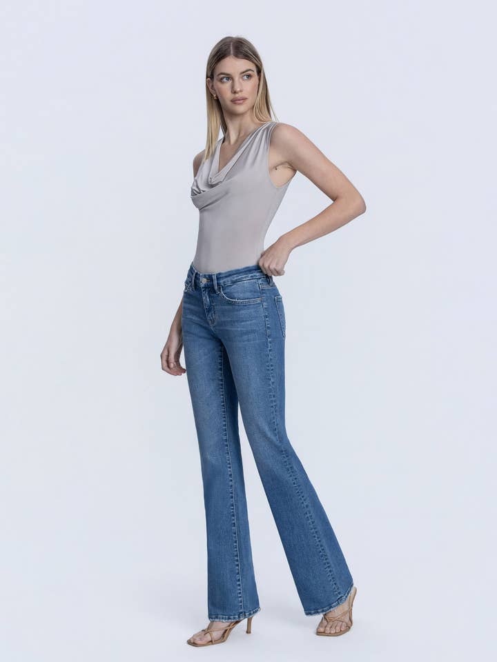 MID RISE SEAMLESS WAISTBAND BOOTCUT JEANS LV2175 for wholesale by Lovervet by VERVET