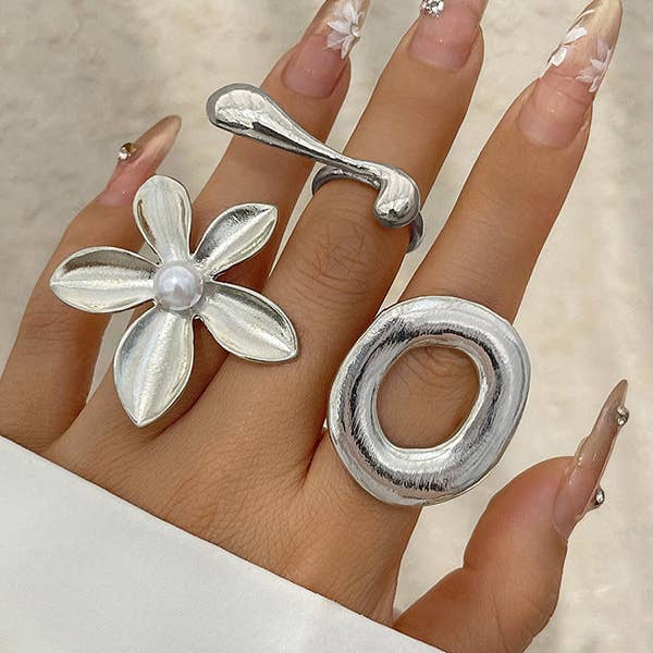 VividLux - Wholesale Cocktail/Statement Ring - Flower Shape Shiny Rings Accessories