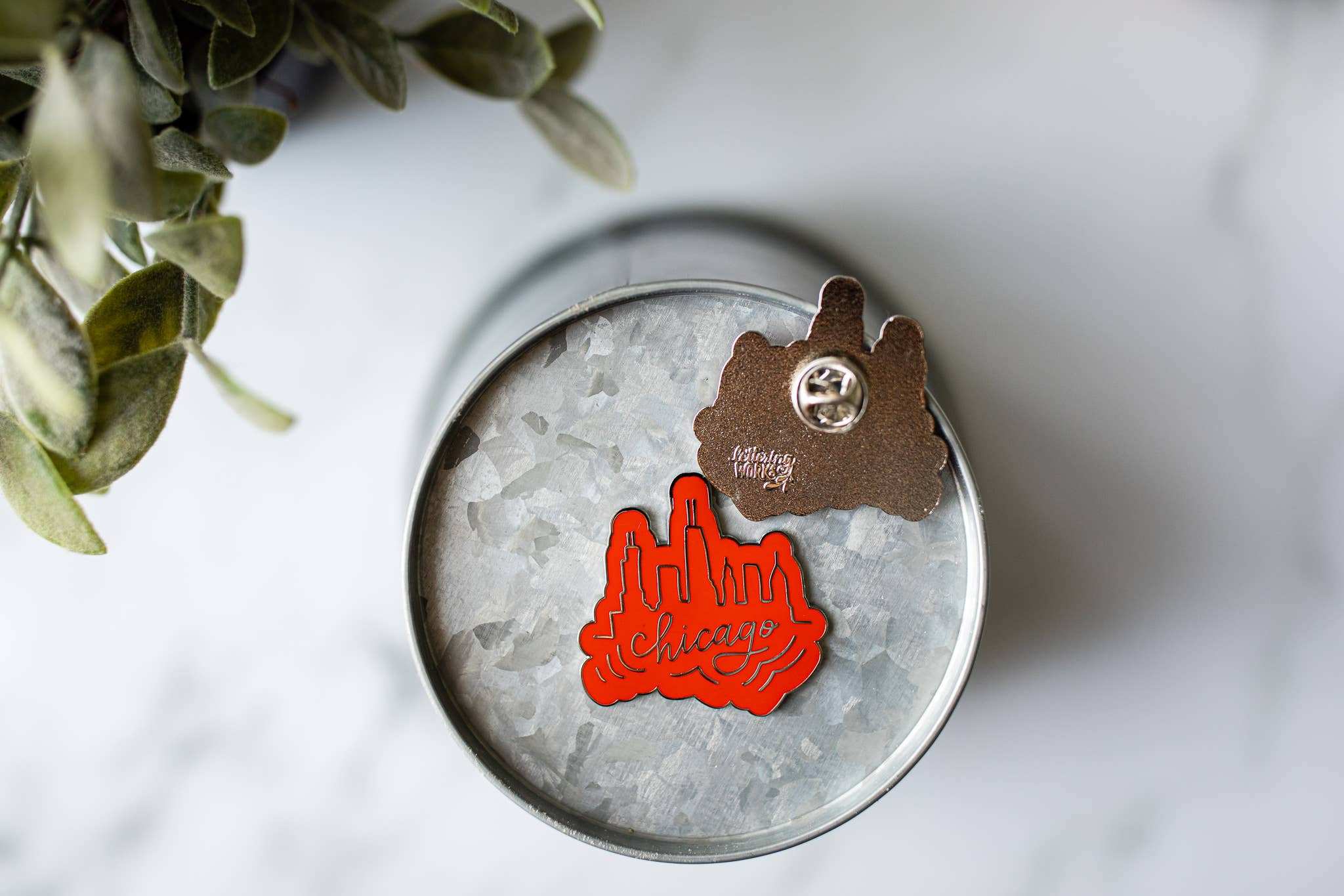 Lettering Works - Wholesale Lapel Pin/Button - Chicago Skyline Enamel Pin2