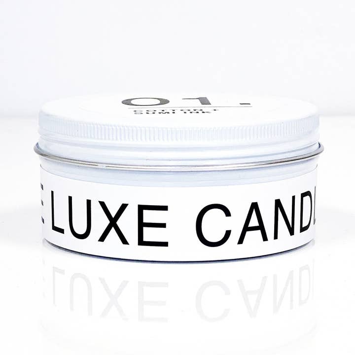 VIT RESA TENN. SIGNATUR SAMLING. DOFTANDE SOJA-LJUS. VÄLJ DIN DOFT för wholesale av The Luxe Candle Co