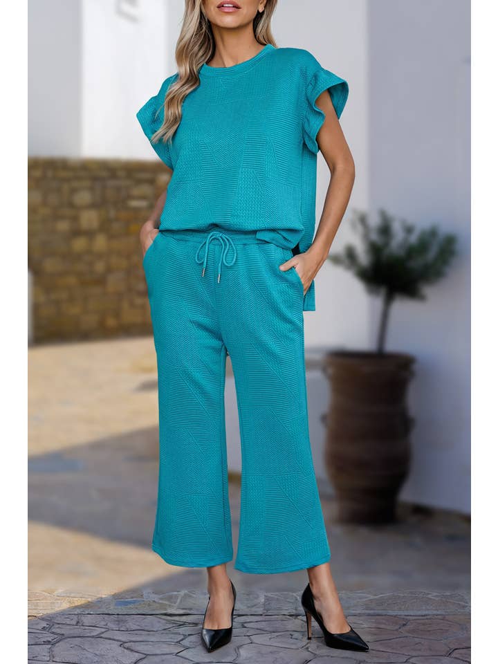 Aapparella - Wholesale Lounge Set - Women's - Ruffled Sleeve Summer Top & Cropped Pants Set | S-XL