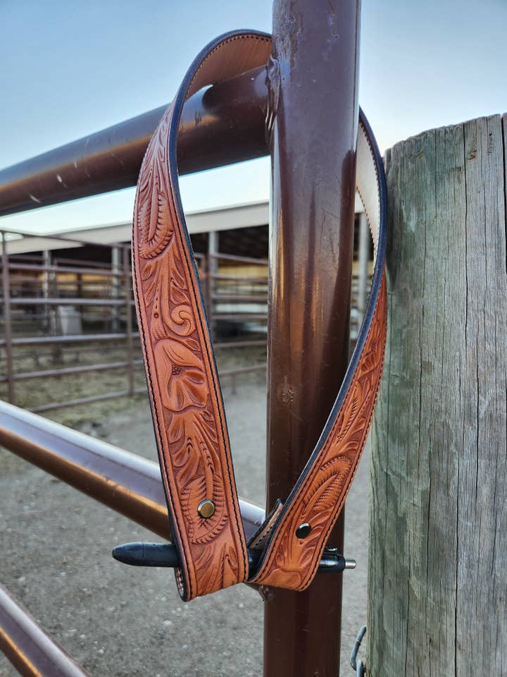 Floral Purse Strap for wholesale by Varnish Bay Leatherwork