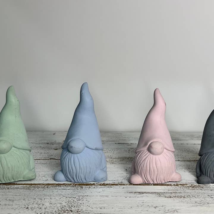 Joyful Lotus - Wholesale Decorative Figurine - Concrete Gnomes
