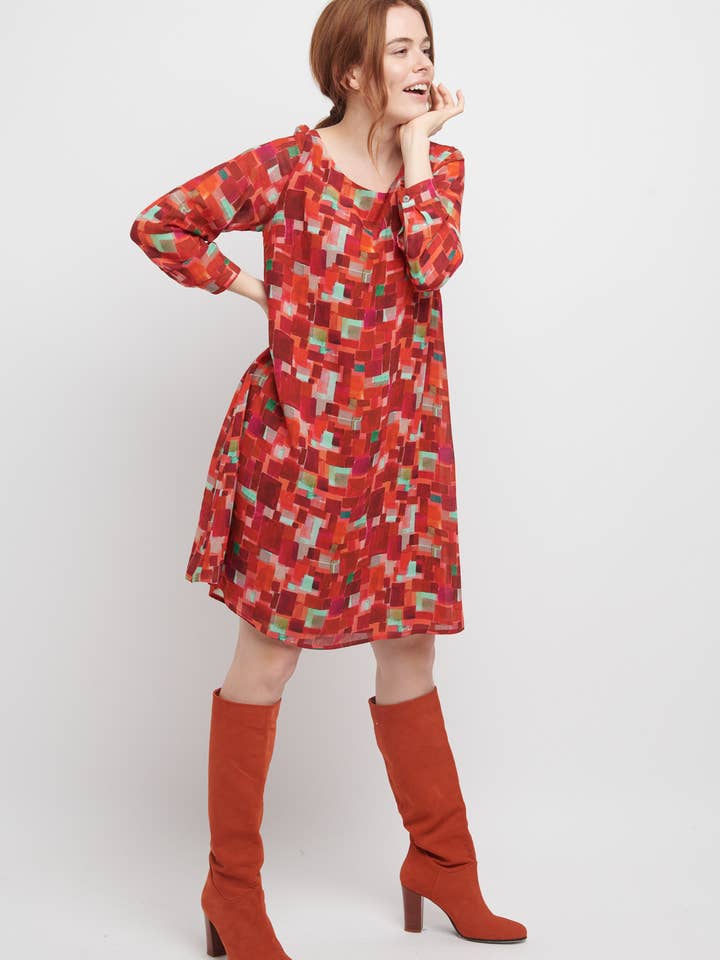 Robe droite fluide à motif graphique Aquarelle pour la vente par MADE IN SENS