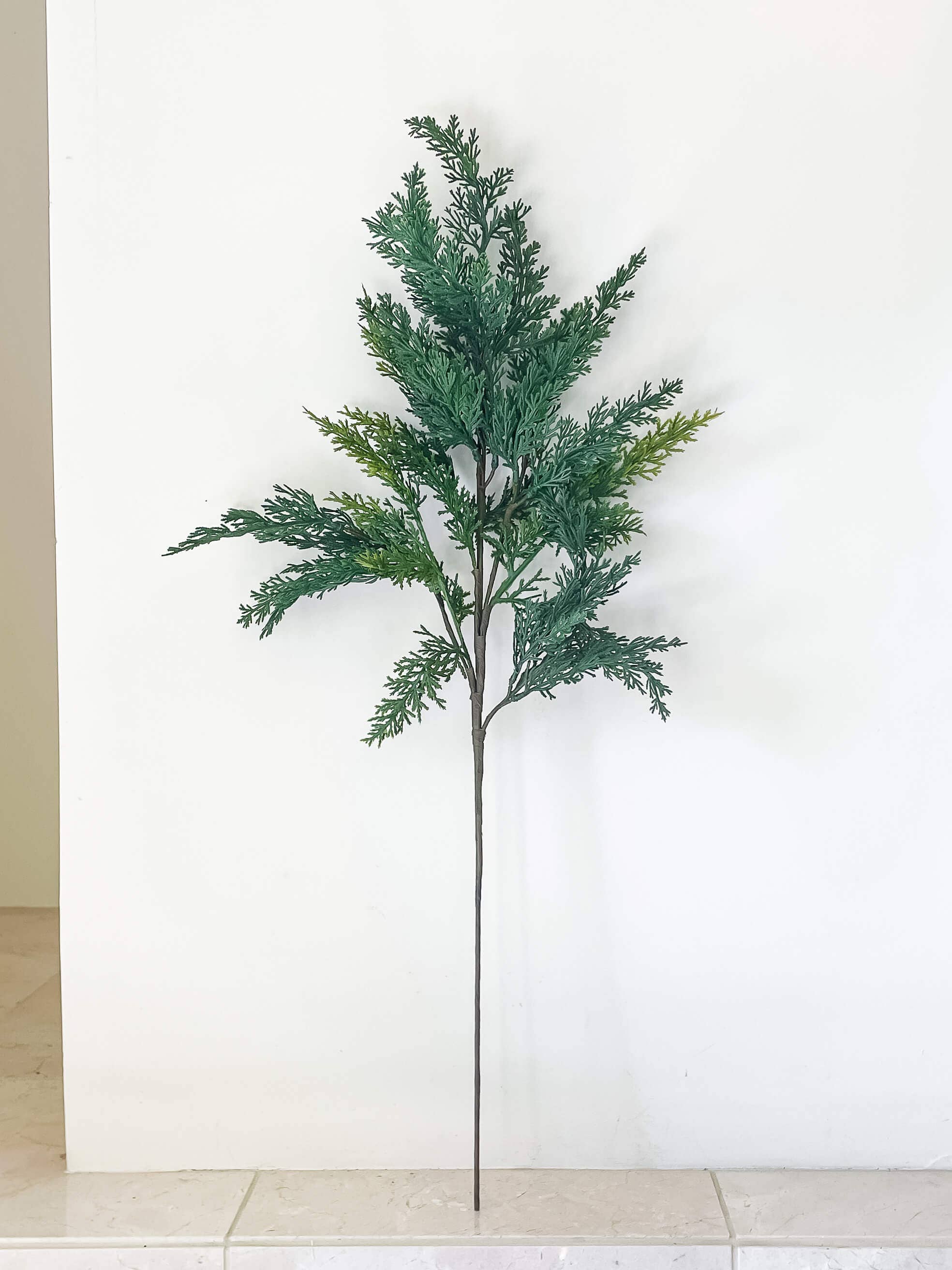 Hycroft Home Decor - Vente Décoration de Noël - Tige de Noël en faux cyprès Real Touch 28"1