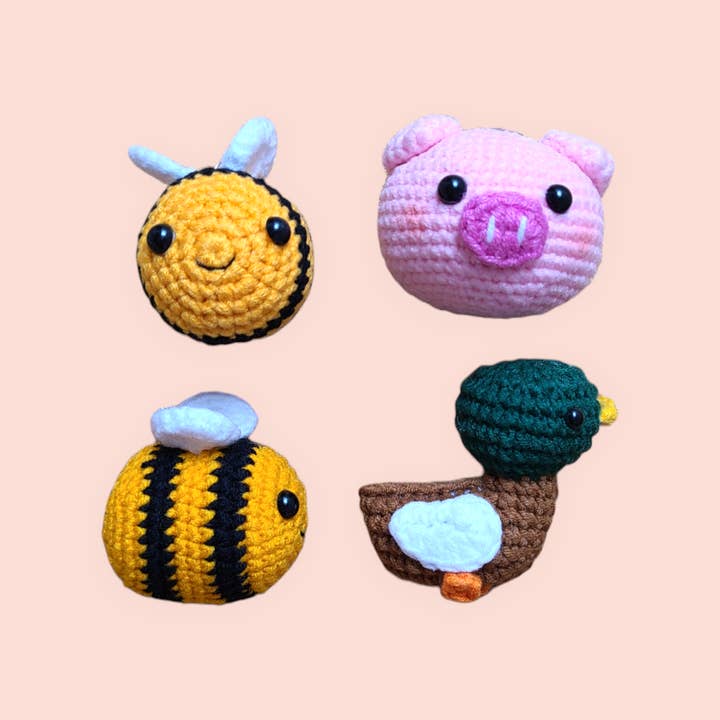 Sweet handmade crocheted bee, duck, pig keychain for wholesale by Olala Mia