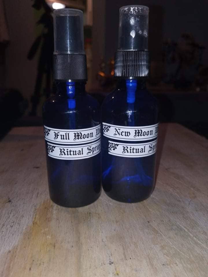 Full Moon & New Moon Water Ritual Spray (2 Pack) for wholesale by Kanaska