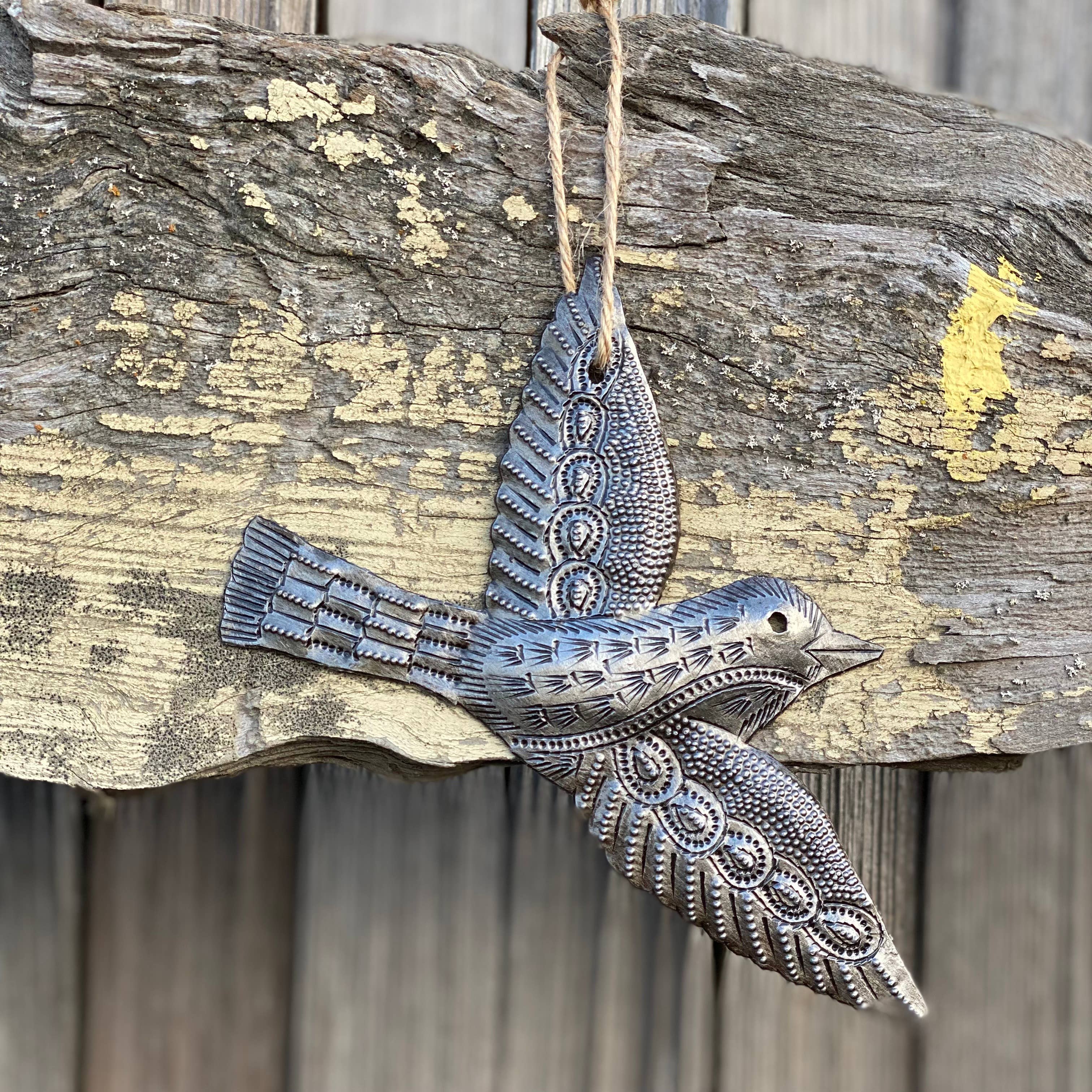 Haiti Fair Trade~ It's Cactus - Vente Décoration murale - Ensemble de 5 oiseaux en métal, 5$ chacun Art recyclé Flock Flying Birds5