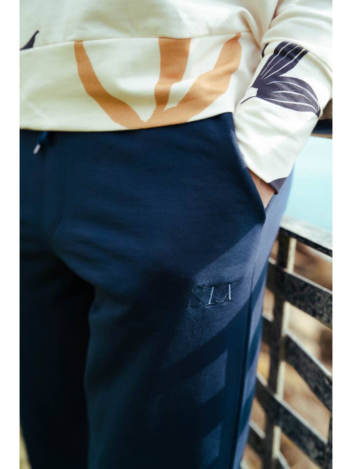 Grey Men's Cotton Bermuda Shorts With Pockets for wholesale on Faire3