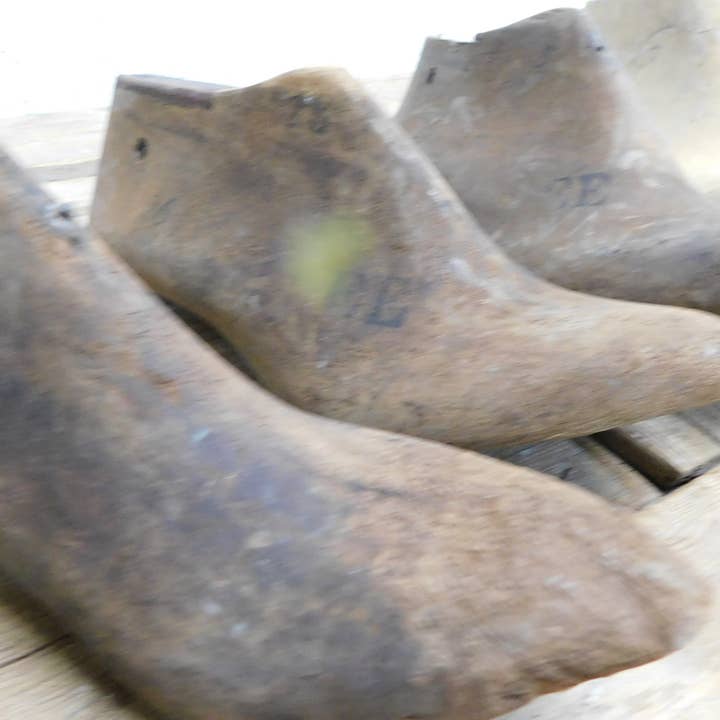 My Amigos Imports - Wholesale Decorative Tabletop Object - Antique Shoe Molds-Rustic-Old Original-Assorted Sizes-$6