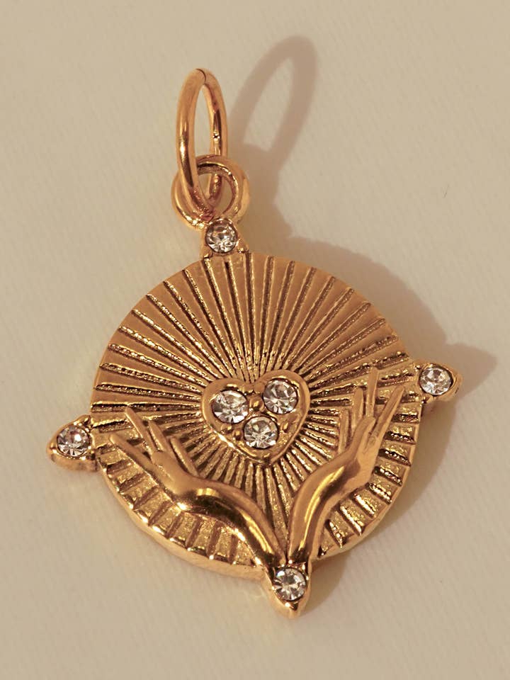 Charme Mains d'Amour (Niveau 2) pour la vente par KOZAKH