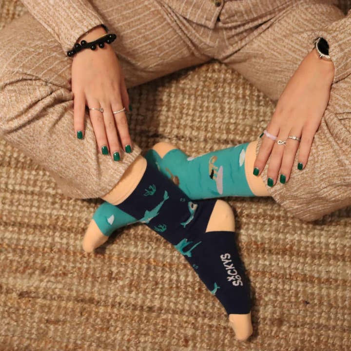 Sockys - Wholesale Socks - Unisex - Surfers Vs Sharks2