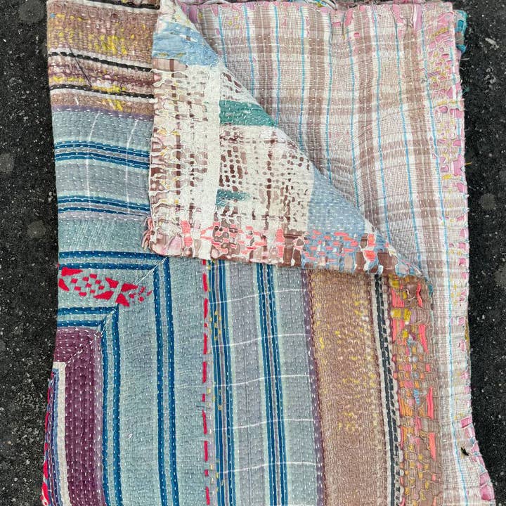 bhavnas boutique – Engroshandel Quiltet tæppe – Antik vintage håndsyet indisk Kantha Quilt sengetæppe