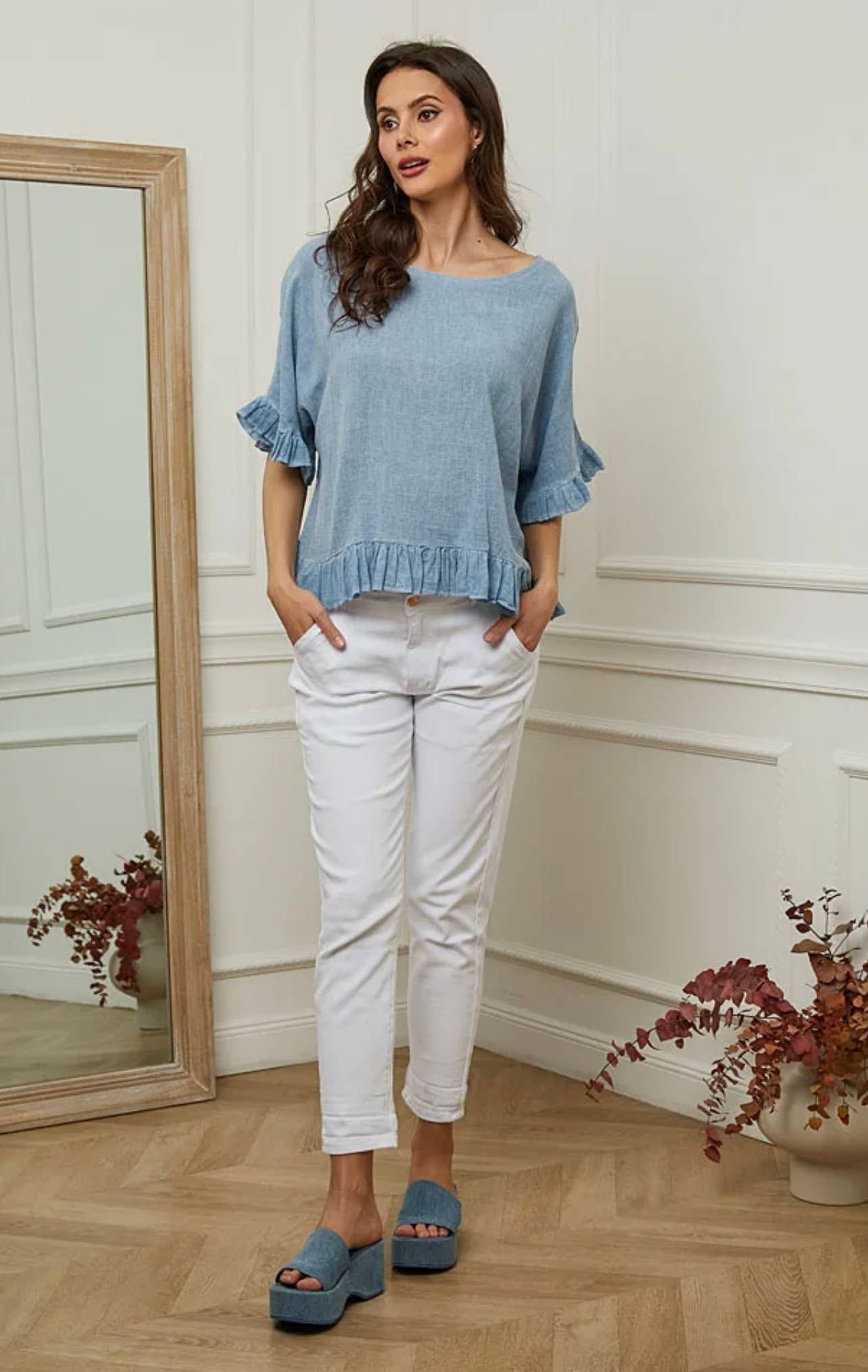 LÉA & LUC - Wholesale Blouse - Women's - Plain blouse in 50% Linen and 50% Cotton REF. 874717