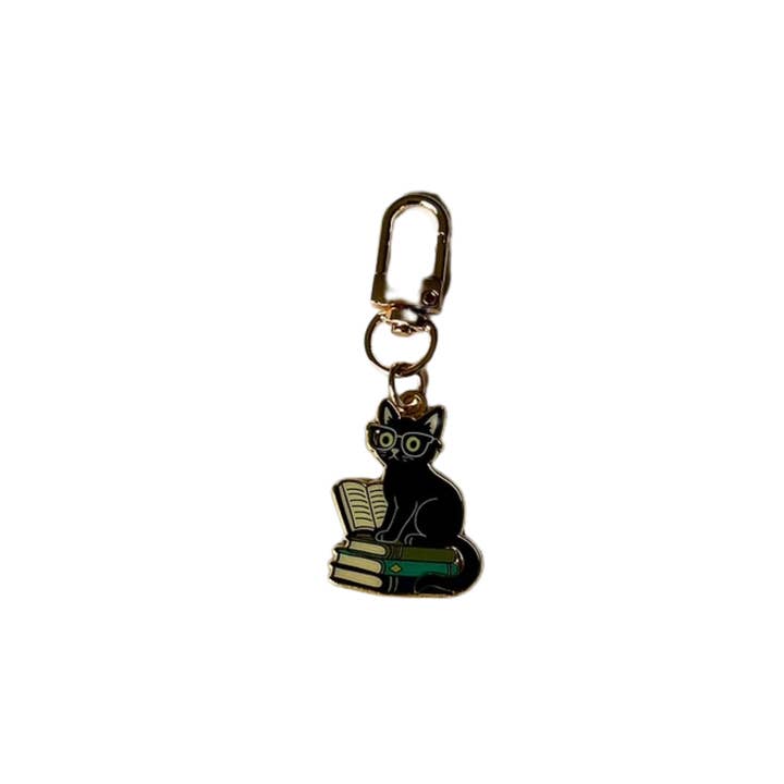 The Storyline Styles - Wholesale Keychain - Unisex - Black Cat Keychain, Halloween Charm, Gift for Book Lovers an1
