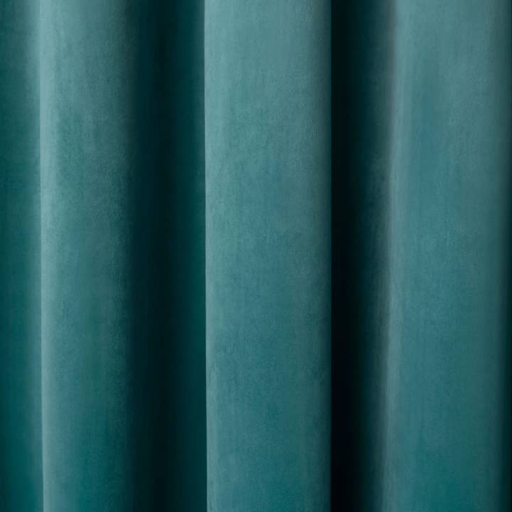 UW Home – wholesale Curtain – Montrose Eyelet Curtains by Laurence Llewelyn-Bowen in Teal2